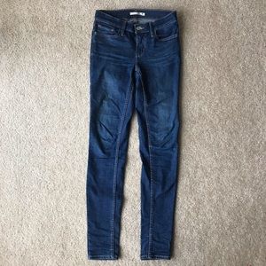 Levi’s 710 Super Skinny Jeans